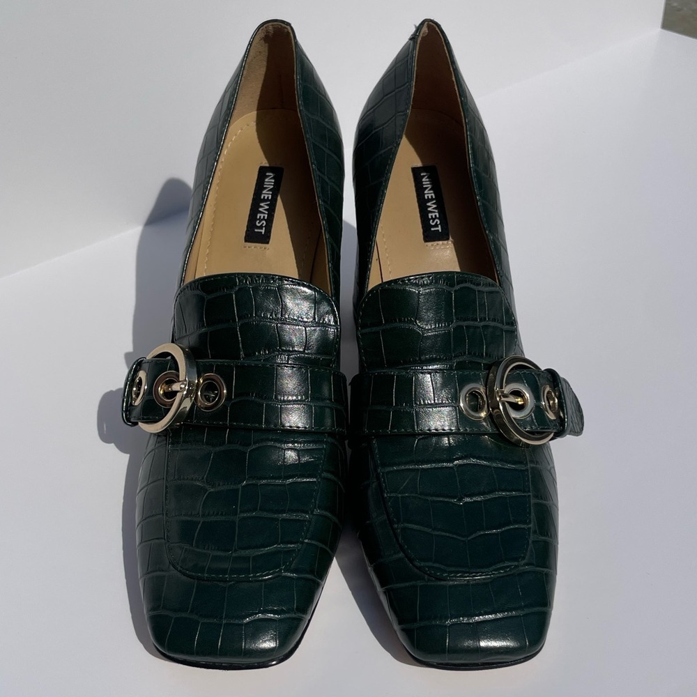 Nine West Urila Croc Heeled Loafer Pump - Picture 3 of 7